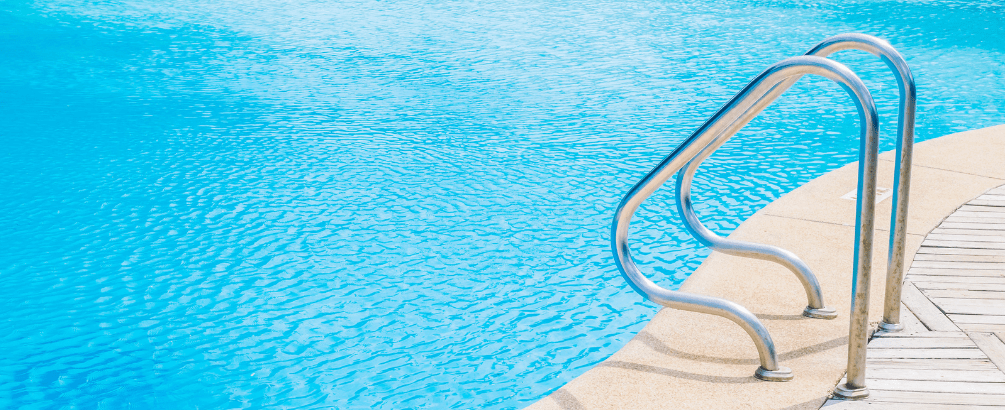 Saltwater vs Chlorine Swimming Pool