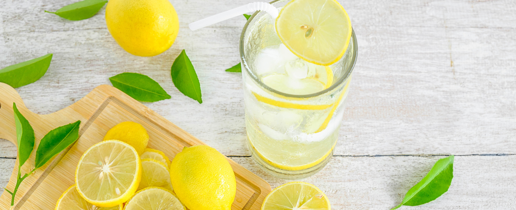 The Benefits of Drinking Warm Lemon Water