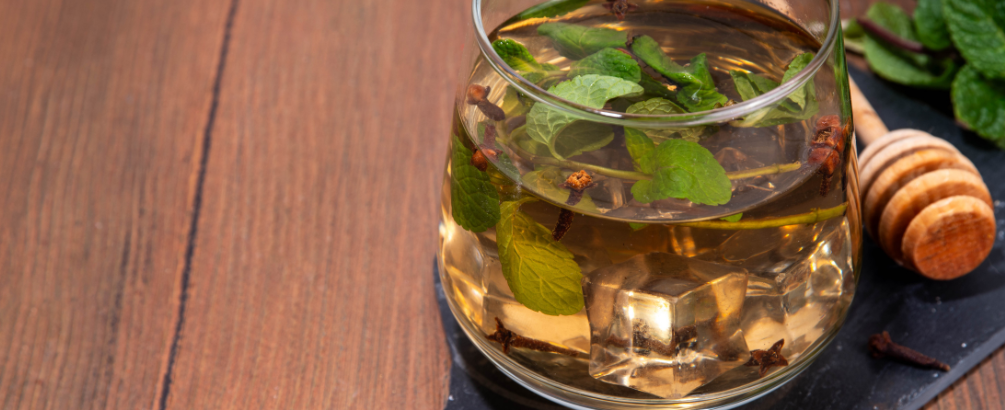 Benefits of Drinking Clove Water in the Morning
