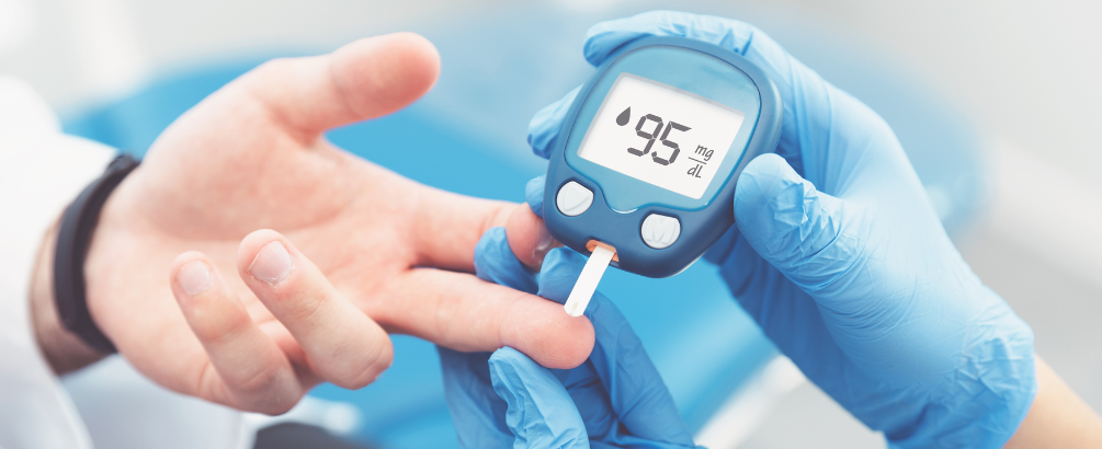 Does Drinking Water Lower Blood Sugar? | A Guide for Canadians