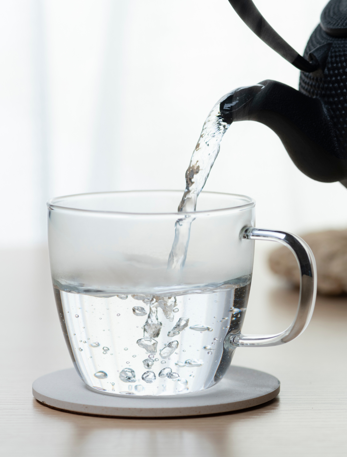 12 Advantages of Drinking Hot Water | A Canadian Guide