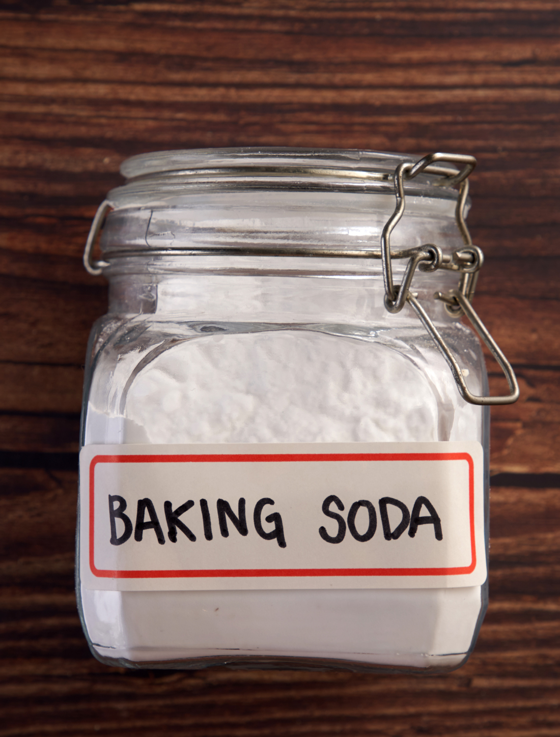 What Are the Benefits of Drinking Baking Soda Water?