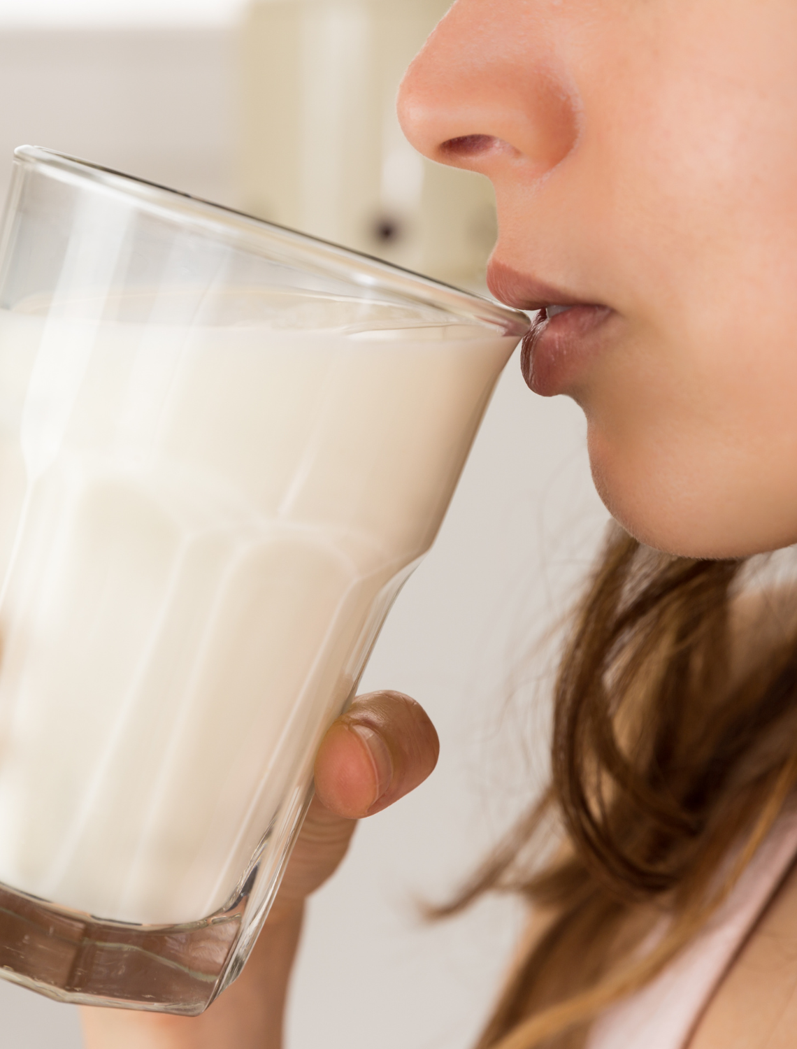 Does Milk Hydrate You? A Complete Guide for Canadians
